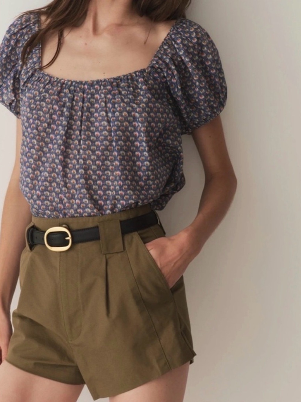 Doen Navy Floral Puff Sleeve Square Neck Blouse